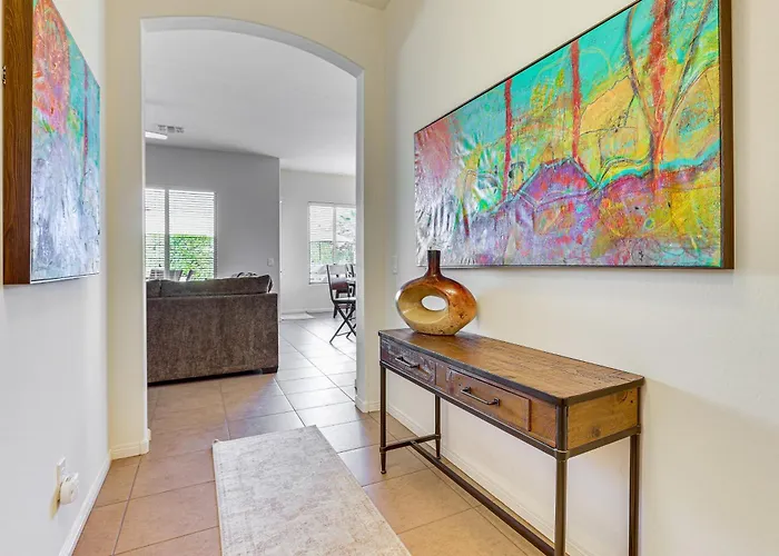 Holiday home Outdoor Oasis & Community Perks: Goodyear Gem
